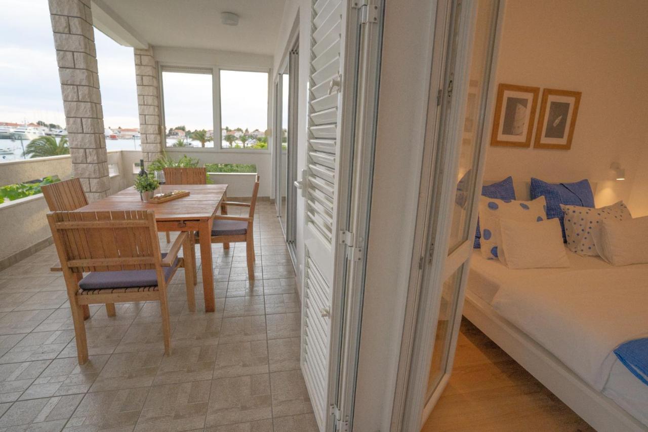 Apartmani Bilonic Rogoznica روغوزنيكا المظهر الخارجي الصورة