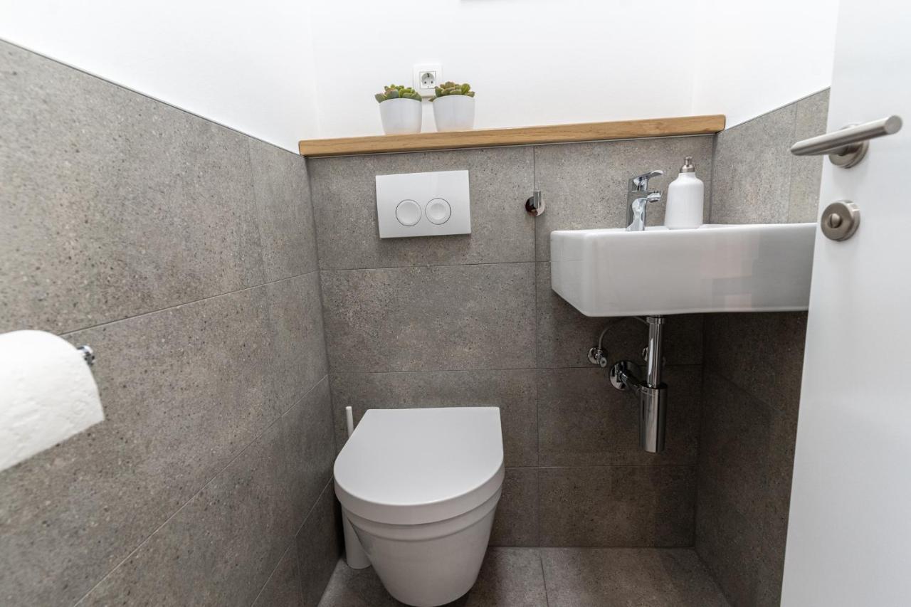 Apartmani Bilonic Rogoznica روغوزنيكا المظهر الخارجي الصورة